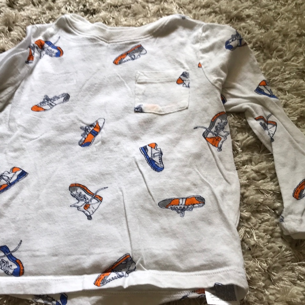 Toddler boys sneaker long sleeve shirt